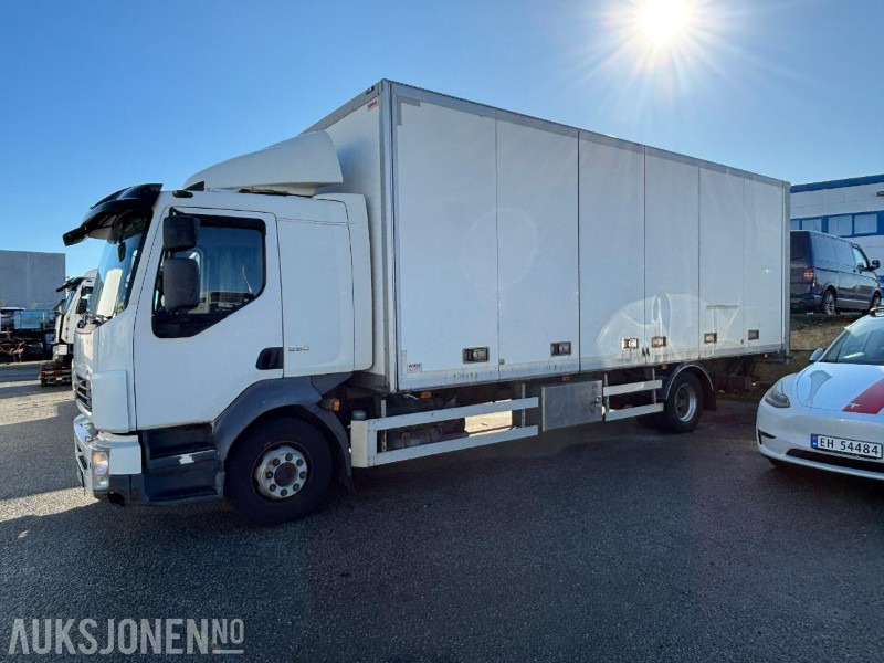 2012 VOLVO FL-290 SKAPBIL. FULL SIDEÅPNING OG ZEPRO BAKLØFT. 18PALLER - شاحنة مقفلة: صورة 2 2012 VOLVO FL-290 SKAPBIL. FULL SIDEÅPNING OG ZEPRO BAKLØFT. 18PALLER - شاحنة مقفلة: صورة 2