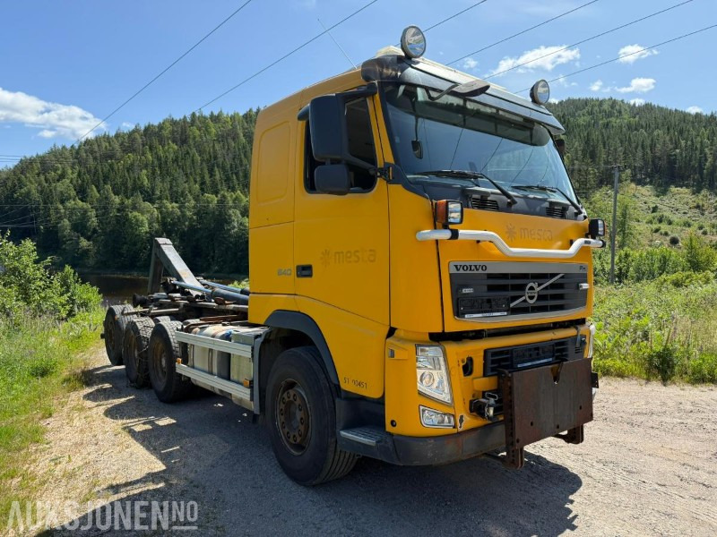 2012 Volvo FH540 8x4 brøyterigget Krokbil rep objekt - شاحنة ذات خطاف: صورة 3 2012 Volvo FH540 8x4 brøyterigget Krokbil rep objekt - شاحنة ذات خطاف: صورة 3