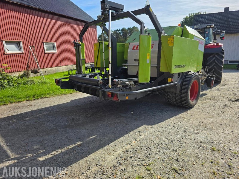 2013 Claas Rollant Uniwrap 375 presse med PTO 1000 - الآلات الزراعية: صورة 3 2013 Claas Rollant Uniwrap 375 presse med PTO 1000 - الآلات الزراعية: صورة 3