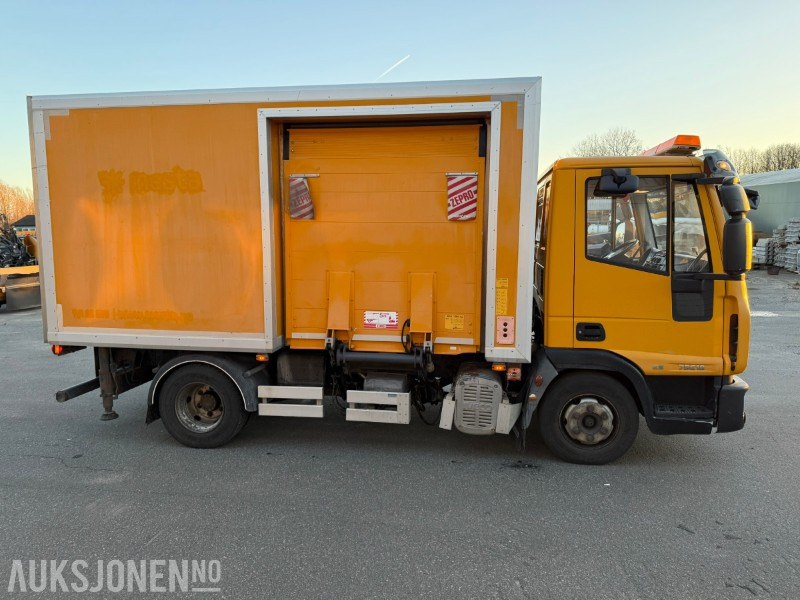 2013 Iveco Eurocargo 75E18 - Verkstedbil m/ Maxilift-kran & ZEPRO bakløfter - 148.000 km - شاحنة مقفلة: صورة 5 2013 Iveco Eurocargo 75E18 - Verkstedbil m/ Maxilift-kran & ZEPRO bakløfter - 148.000 km - شاحنة مقفلة: صورة 5