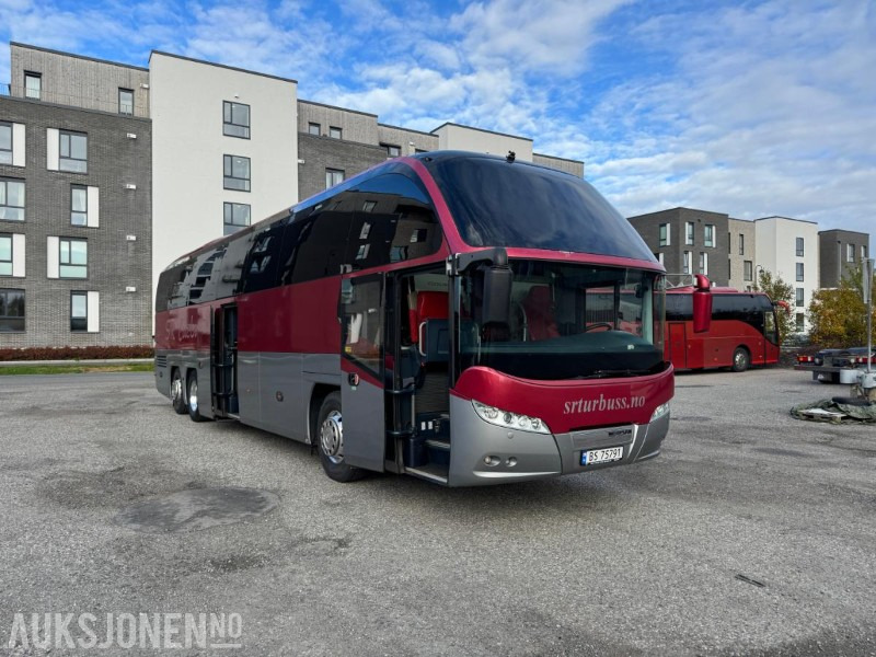 2013 MAN NEOPLAN Cityliner EEV-Nylig EU-godkjent - 53 seter - 615222km -turbuss - حافلة: صورة 2 2013 MAN NEOPLAN Cityliner EEV-Nylig EU-godkjent - 53 seter - 615222km -turbuss - حافلة: صورة 2