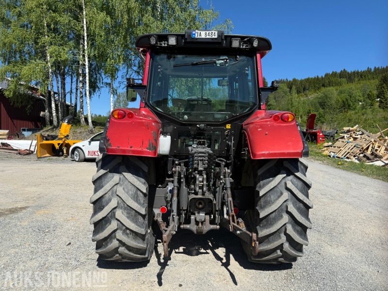 2013 Valtra 8670 traktor - Fjærende fremaksel - Hyttefjæring - 2 seter - جرار: صورة 5 2013 Valtra 8670 traktor - Fjærende fremaksel - Hyttefjæring - 2 seter - جرار: صورة 5