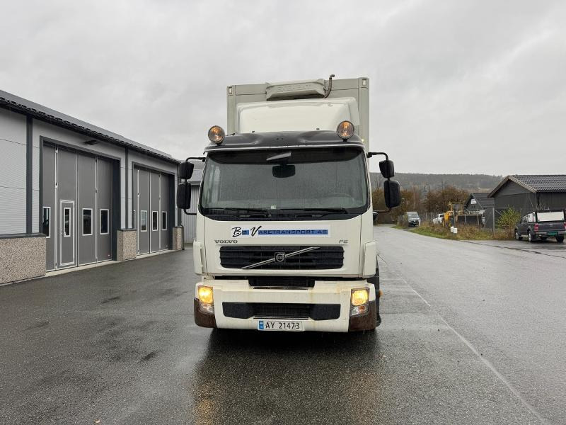2013 Volvo FE Skapbil - Full sideåpning - Løftelem - شاحنة مقفلة: صورة 2 2013 Volvo FE Skapbil - Full sideåpning - Løftelem - شاحنة مقفلة: صورة 2