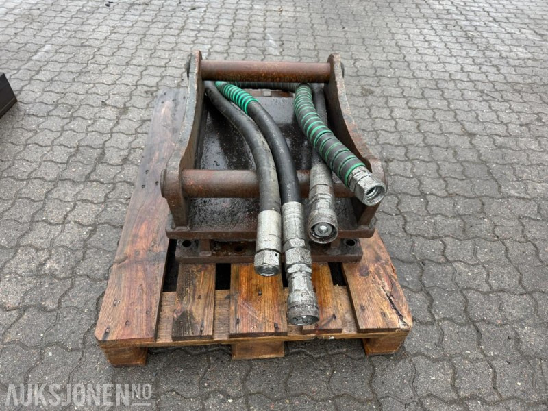 2014 S70 feste - ملحق - آلات البناء: صورة 4 2014 S70 feste - ملحق - آلات البناء: صورة 4