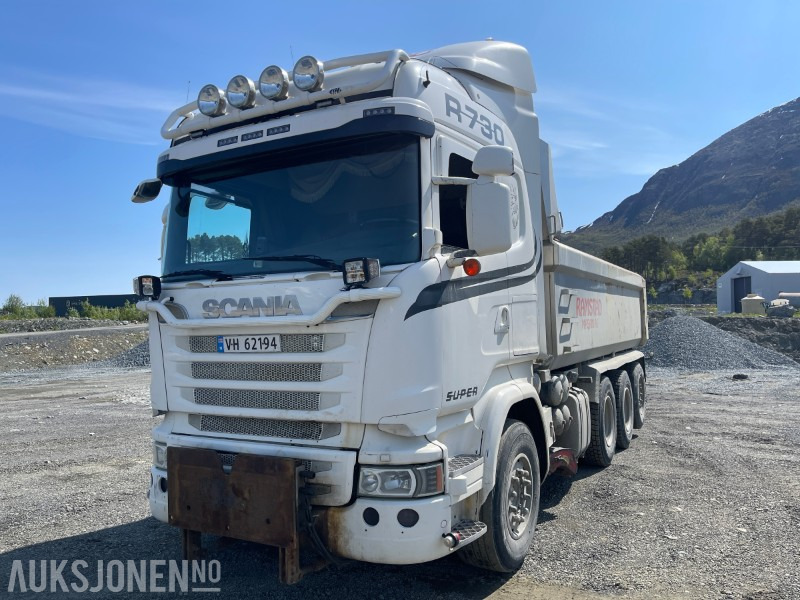2014 Scania R730 Tridem Brøyterigget tippbil m/ underliggende skjær fra 2021! Euro 6 - شاحنة قلاب: صورة 1 2014 Scania R730 Tridem Brøyterigget tippbil m/ underliggende skjær fra 2021! Euro 6 - شاحنة قلاب: صورة 1