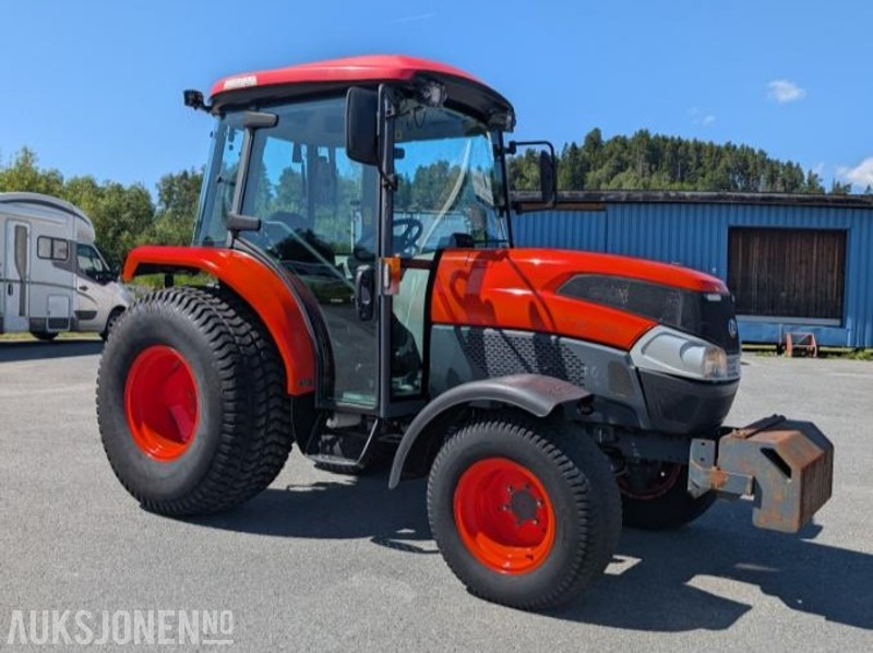 2015 Kubota L4240 - جرار: صورة 2 2015 Kubota L4240 - جرار: صورة 2
