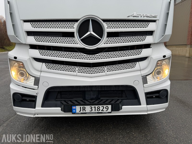 2015 Mercedes-Benz Actros container chassis LAV KM - شاحنات الحاويات / جسم علوي قابل للتغيير شاحنة: صورة 4 2015 Mercedes-Benz Actros container chassis LAV KM - شاحنات الحاويات / جسم علوي قابل للتغيير شاحنة: صورة 4