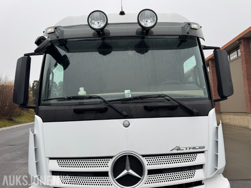 2015 Mercedes-Benz Actros container chassis LAV KM - شاحنات الحاويات / جسم علوي قابل للتغيير شاحنة: صورة 5 2015 Mercedes-Benz Actros container chassis LAV KM - شاحنات الحاويات / جسم علوي قابل للتغيير شاحنة: صورة 5