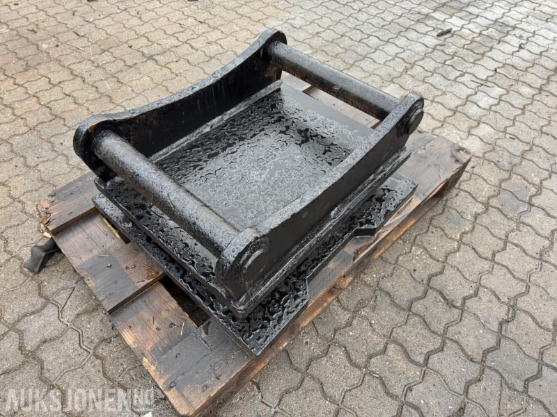 2015 S70 feste - ملحق - آلات البناء: صورة 1 2015 S70 feste - ملحق - آلات البناء: صورة 1