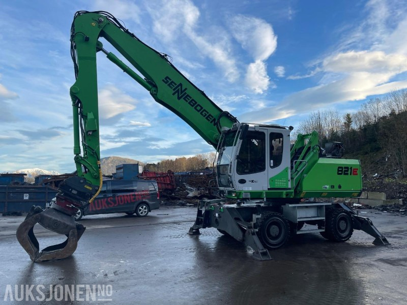 2015 Sennebogen 821M Hjulgraver med hevbar hytte, roterende sorterings klype, leveres med ny sertifisering - حفارة: صورة 2 2015 Sennebogen 821M Hjulgraver med hevbar hytte, roterende sorterings klype, leveres med ny sertifisering - حفارة: صورة 2