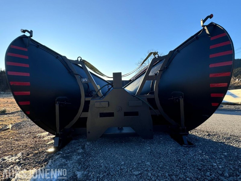 2015 Steinsland SP 2700 - Spissplog med paralellogram - Feste for brøyteplate - Nymalt - الآلات الزراعية: صورة 5 2015 Steinsland SP 2700 - Spissplog med paralellogram - Feste for brøyteplate - Nymalt - الآلات الزراعية: صورة 5