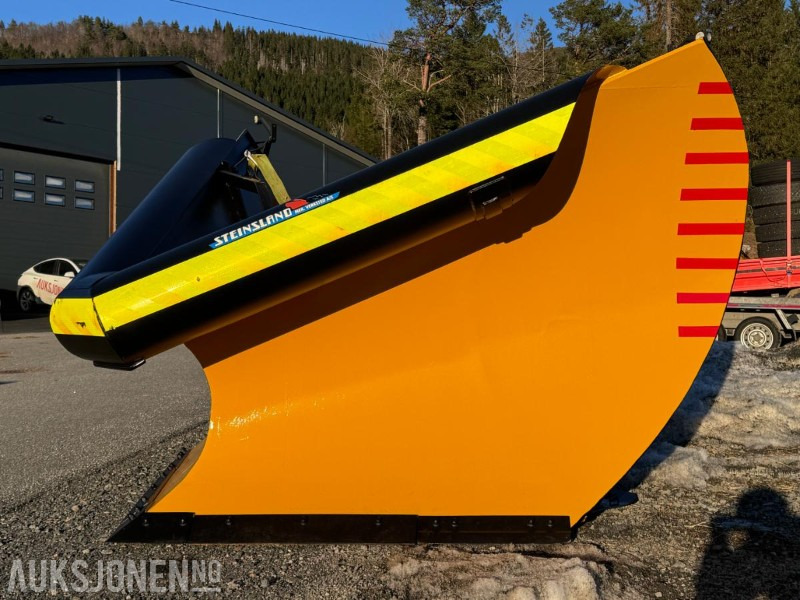 2015 Steinsland SP 2700 - Spissplog med paralellogram - Feste for brøyteplate - Nymalt - الآلات الزراعية: صورة 2 2015 Steinsland SP 2700 - Spissplog med paralellogram - Feste for brøyteplate - Nymalt - الآلات الزراعية: صورة 2