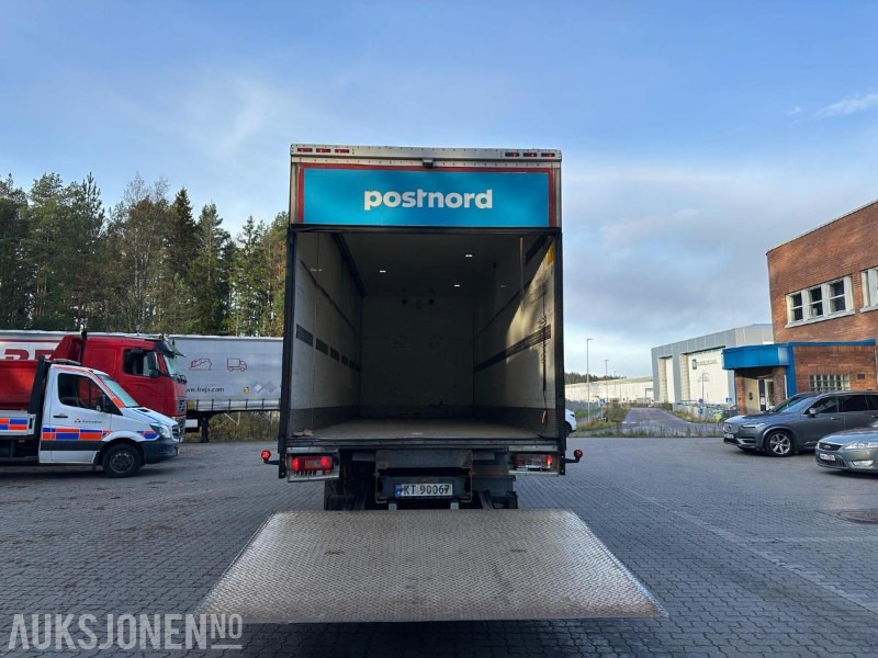 2015 Volvo FE 320 4x2 Euro6 skapbil med bakløft full sideåpning 18 Paller. - شاحنة مقفلة: صورة 4 2015 Volvo FE 320 4x2 Euro6 skapbil med bakløft full sideåpning 18 Paller. - شاحنة مقفلة: صورة 4