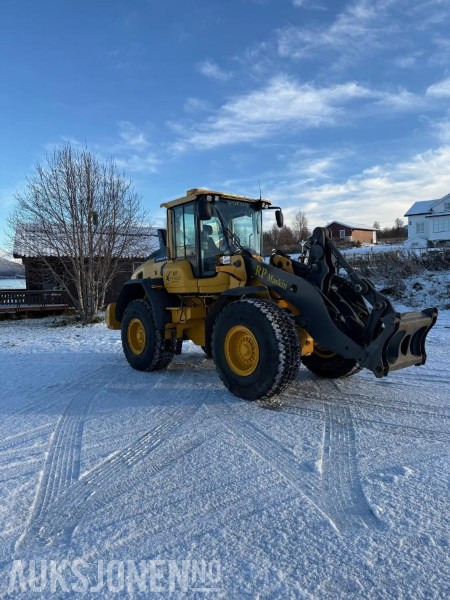2015 Volvo L90H - 1 Skuff - 7456T - اللودر بعجل: صورة 3 2015 Volvo L90H - 1 Skuff - 7456T - اللودر بعجل: صورة 3