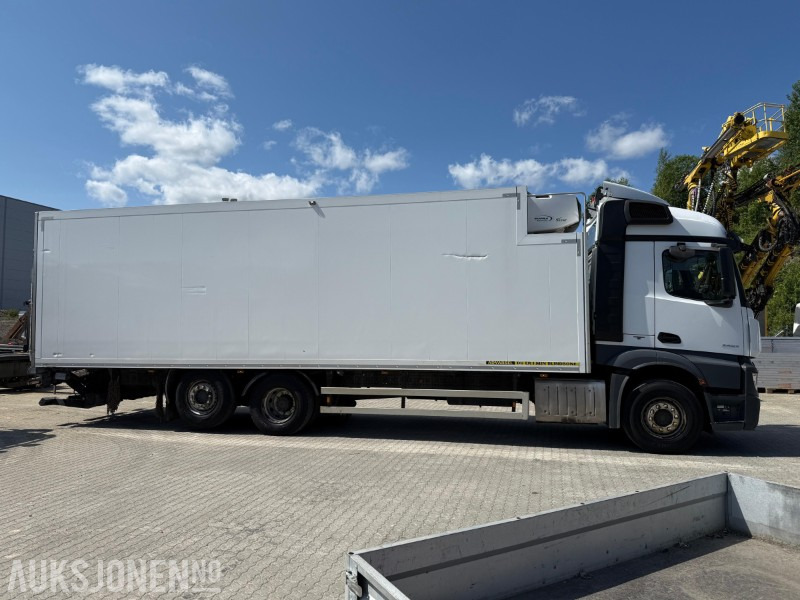 2016 Mercedes-Benz Actros 2553, 530hk, skapbil med kjøling, baklem, automat, - شاحنة مقفلة: صورة 4 2016 Mercedes-Benz Actros 2553, 530hk, skapbil med kjøling, baklem, automat, - شاحنة مقفلة: صورة 4