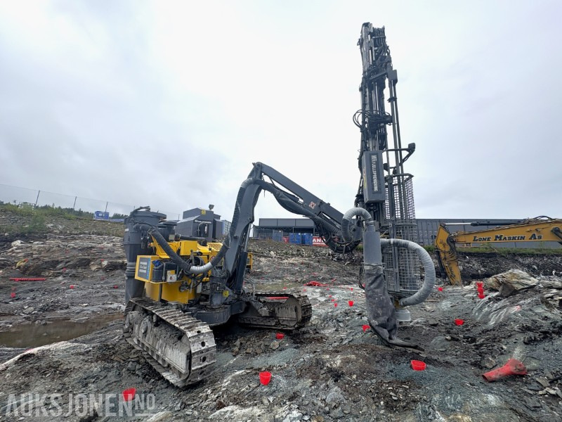 2017 Atlas Copco Flexiroc T30R-03 - 4 574 motortimer - 1 416 hammertimer - برج الحفر: صورة 2 2017 Atlas Copco Flexiroc T30R-03 - 4 574 motortimer - 1 416 hammertimer - برج الحفر: صورة 2