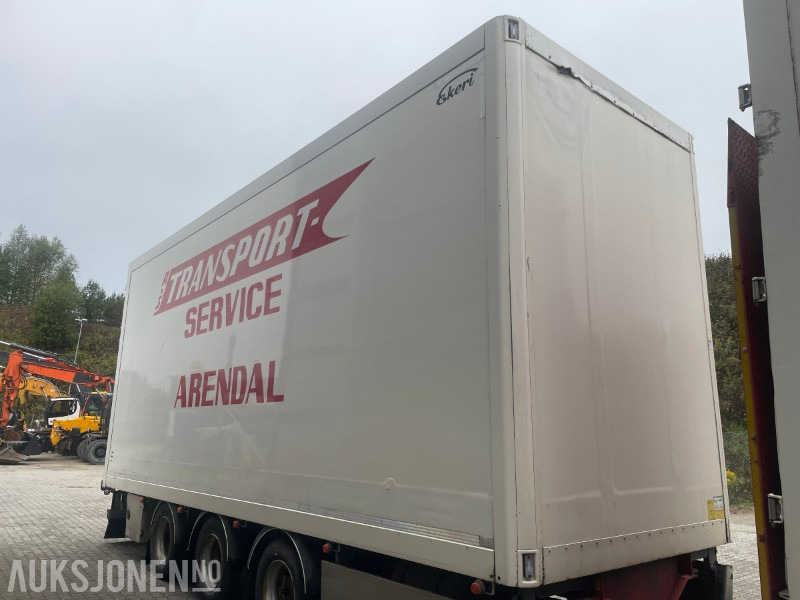 2017 Ekeri Skaphenger 3 akslet m/full sideåpning - مقطورة صندوق مغلق: صورة 5 2017 Ekeri Skaphenger 3 akslet m/full sideåpning - مقطورة صندوق مغلق: صورة 5