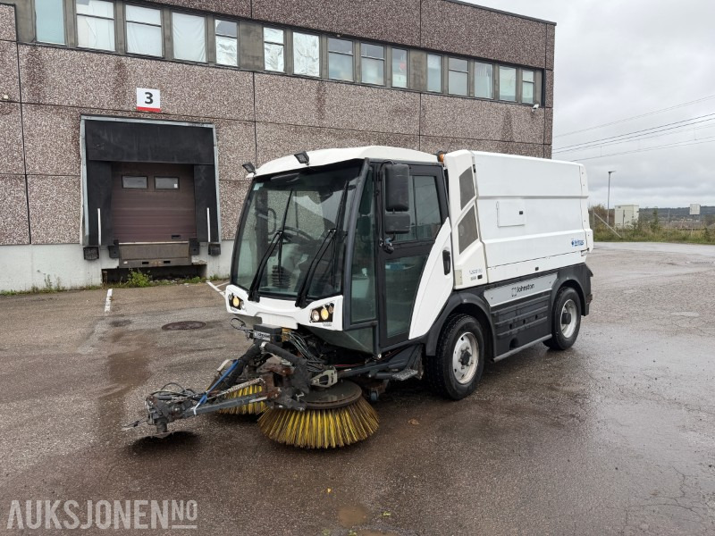 2017 JOHNSTON C401 Kompaktfeiemaskin 5,6 m3 - آلية المنفعة/ مركبة خاصة: صورة 1 2017 JOHNSTON C401 Kompaktfeiemaskin 5,6 m3 - آلية المنفعة/ مركبة خاصة: صورة 1