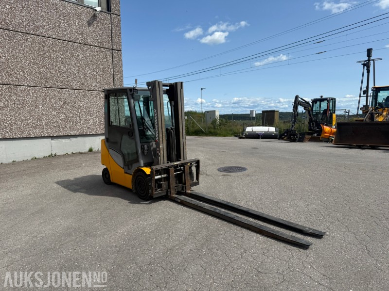 2017 Jungheinrich DFG 320S dieseldrevet motvektstruck med gaffelforlengere - معدات المناولة: صورة 1 2017 Jungheinrich DFG 320S dieseldrevet motvektstruck med gaffelforlengere - معدات المناولة: صورة 1