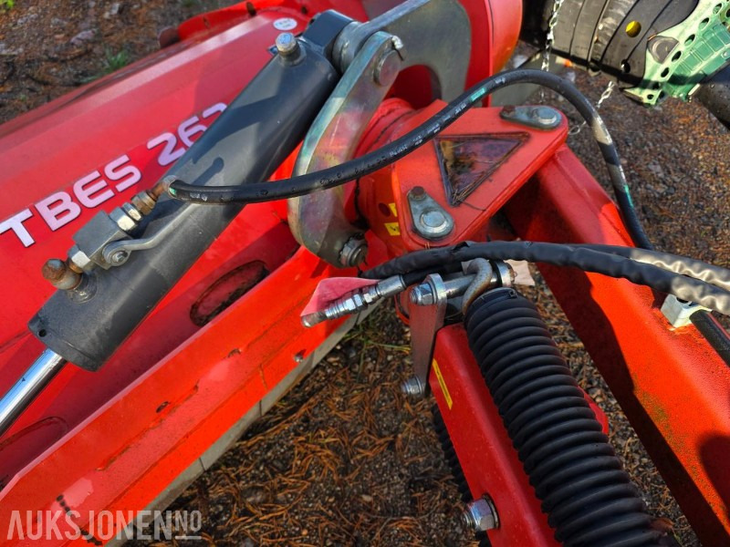 2017 Kuhn TBES 262 beitepusser / hydraulisk sidemontert slagklipper / kantslått - الآلات الزراعية: صورة 4 2017 Kuhn TBES 262 beitepusser / hydraulisk sidemontert slagklipper / kantslått - الآلات الزراعية: صورة 4