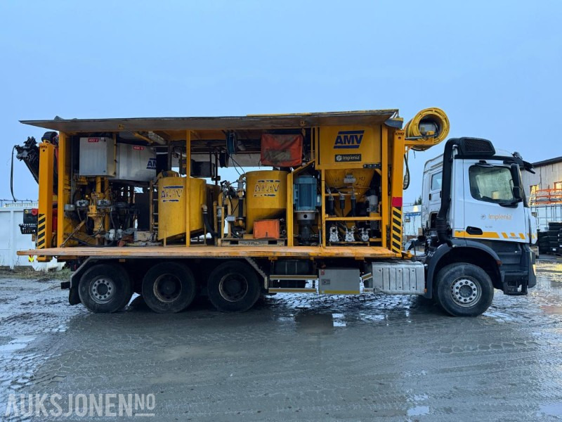 2017 Mercedes-Benz Arocs 3235 8x4, Injeksjonsrigg AMV, EURO 6, påmontert kran - آلية المنفعة/ مركبة خاصة: صورة 4 2017 Mercedes-Benz Arocs 3235 8x4, Injeksjonsrigg AMV, EURO 6, påmontert kran - آلية المنفعة/ مركبة خاصة: صورة 4