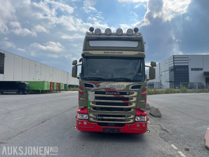 2017 Scania R-580 Ekeriskap m/full sideåpning og 2t bakløfter - شاحنة مقفلة: صورة 4 2017 Scania R-580 Ekeriskap m/full sideåpning og 2t bakløfter - شاحنة مقفلة: صورة 4