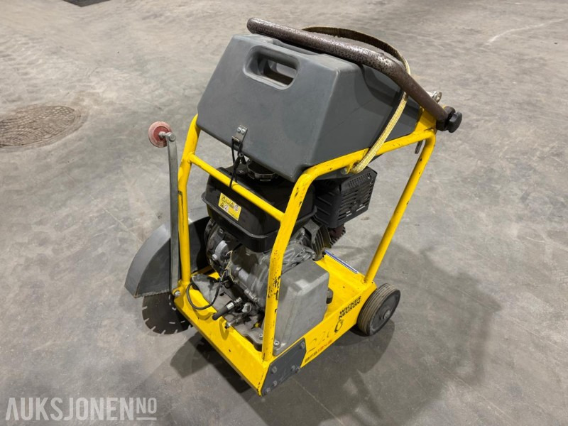 2017 Wacker Neuson BFS 1345 asfalt- og betongsag - ملحق - آلات البناء: صورة 1 2017 Wacker Neuson BFS 1345 asfalt- og betongsag - ملحق - آلات البناء: صورة 1