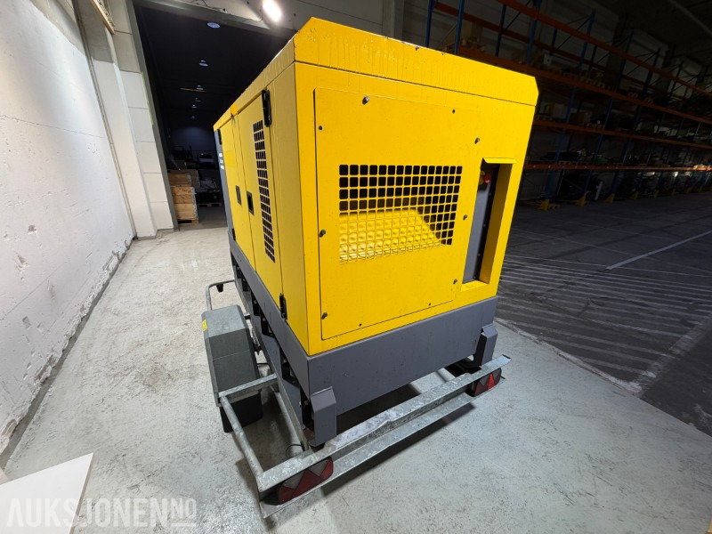2018 Atlas Copco QAS 60 tilhengermontert strømgenerator - Reparasjonsobjekt - معدات صناعية: صورة 4 2018 Atlas Copco QAS 60 tilhengermontert strømgenerator - Reparasjonsobjekt - معدات صناعية: صورة 4