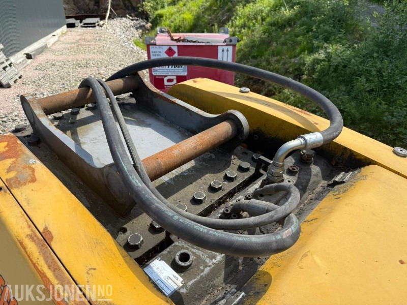 بكت - آلات البناء 2018 HARTL HBC 750 KNUSESKUFFE: صورة 15