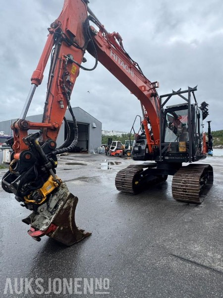 2018 Hitachi ZX 125 USL-6 Gravemaskin med Palfinger kran 17,6TM - 3 Skuffer - Personkurv - 1564T - حفارة: صورة 2 2018 Hitachi ZX 125 USL-6 Gravemaskin med Palfinger kran 17,6TM - 3 Skuffer - Personkurv - 1564T - حفارة: صورة 2