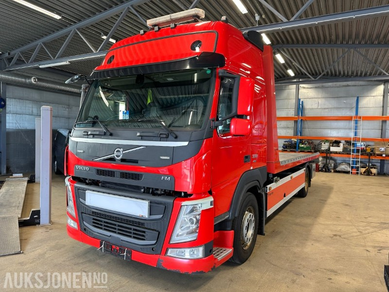 2018 Volvo FM 330 bergingsbil - سيارة إطفاء: صورة 1 2018 Volvo FM 330 bergingsbil - سيارة إطفاء: صورة 1