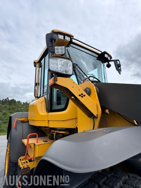 اللودر بعجل 2018 Volvo L90H Hjullaster - Sentralsmøring - Hydraulisk redskapslås - Tilleggshydraulikk - Sertifiseres før salg: صورة 20