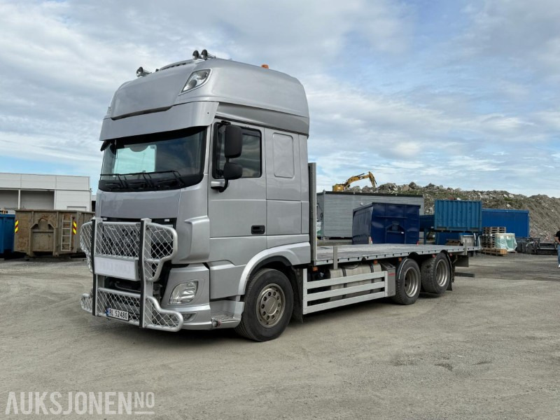 2019 DAF XF 530 FAS 6X2 Planbil - Strøere - Påkostet - VBG - 464432KM - شاحنات مسطحة: صورة 1 2019 DAF XF 530 FAS 6X2 Planbil - Strøere - Påkostet - VBG - 464432KM - شاحنات مسطحة: صورة 1