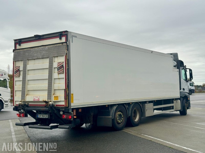 2019 Mercedes-Benz ACTROS 2553L 6X2 - Skapbil - Eu-godkjent til 06/26 - Km: 278353 - شاحنة مقفلة: صورة 3 2019 Mercedes-Benz ACTROS 2553L 6X2 - Skapbil - Eu-godkjent til 06/26 - Km: 278353 - شاحنة مقفلة: صورة 3
