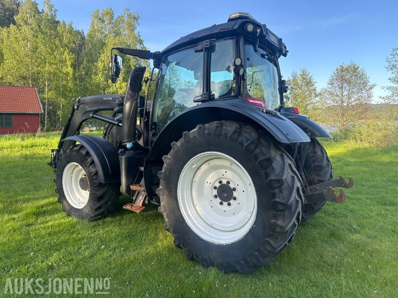 2019 Valtra N174 med frontlaster og mye utstyr - جرار: صورة 4 2019 Valtra N174 med frontlaster og mye utstyr - جرار: صورة 4