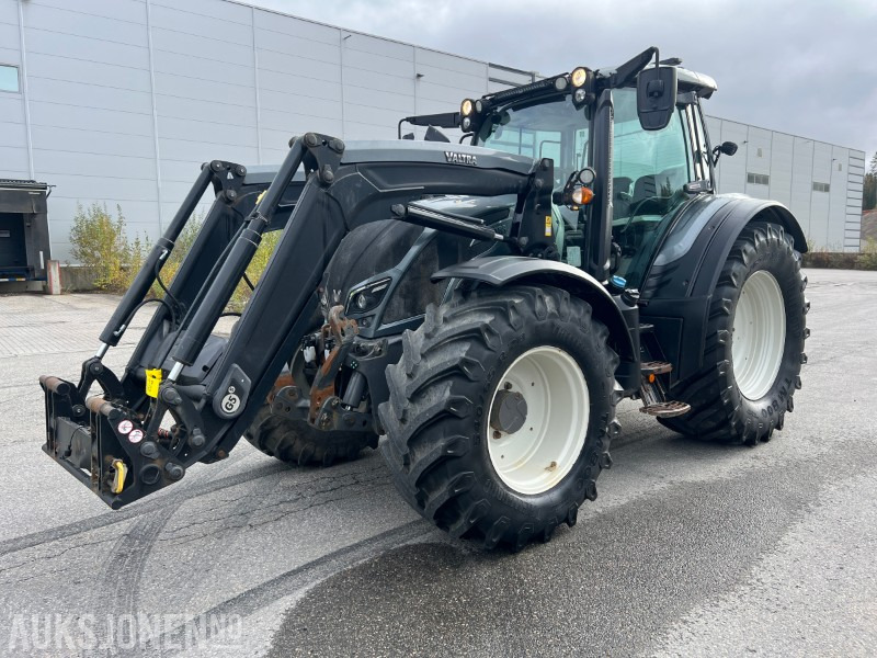 2019 Valtra N174D 1C8 - frontlaster - جرار: صورة 1 2019 Valtra N174D 1C8 - frontlaster - جرار: صورة 1