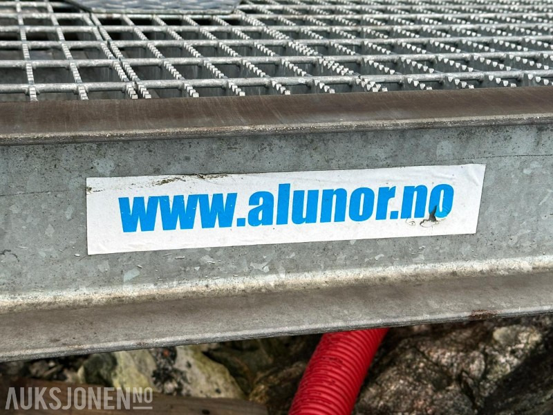 2020 Lintec container-rampe, kap 6000 kg - معدات البناء: صورة 4 2020 Lintec container-rampe, kap 6000 kg - معدات البناء: صورة 4