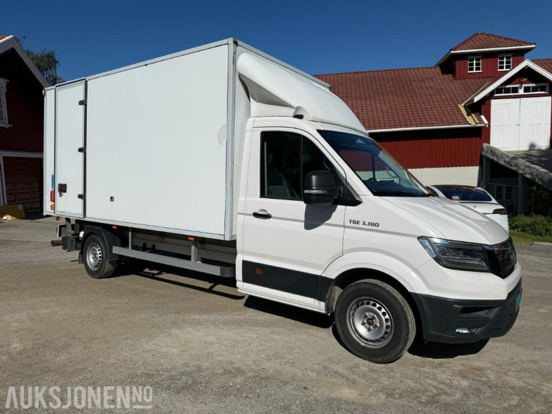 2020 MAN TGE 3.180 2,0 TDI 177HK SKAPBIL - 8 PALLER - SERVICEHISTORIKK - AUTOMAT - BAKLØFT - شاحنة مقفلة: صورة 1 2020 MAN TGE 3.180 2,0 TDI 177HK SKAPBIL - 8 PALLER - SERVICEHISTORIKK - AUTOMAT - BAKLØFT - شاحنة مقفلة: صورة 1