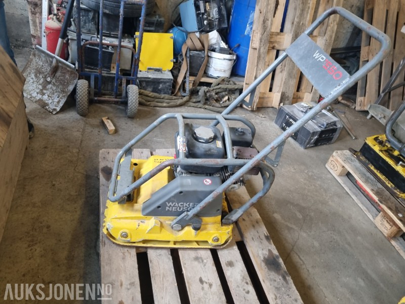 2020 Wacker Neuson WP1550A vibroplate - مدحلة: صورة 1 2020 Wacker Neuson WP1550A vibroplate - مدحلة: صورة 1