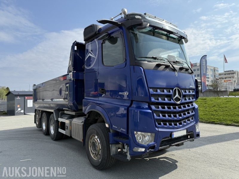 2021 Mercedes-Benz Arocs 3263 8x4 tridem tippbil - شاحنة قلاب: صورة 3 2021 Mercedes-Benz Arocs 3263 8x4 tridem tippbil - شاحنة قلاب: صورة 3