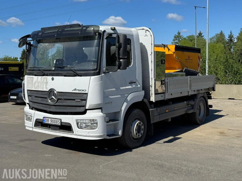 2021 Mercedes-Benz Atego 1530 lappebil/asfaltcontainer/hengsrød plan/adaptiv cruisecontrol/kamera - شاحنات مسطحة: صورة 1 2021 Mercedes-Benz Atego 1530 lappebil/asfaltcontainer/hengsrød plan/adaptiv cruisecontrol/kamera - شاحنات مسطحة: صورة 1