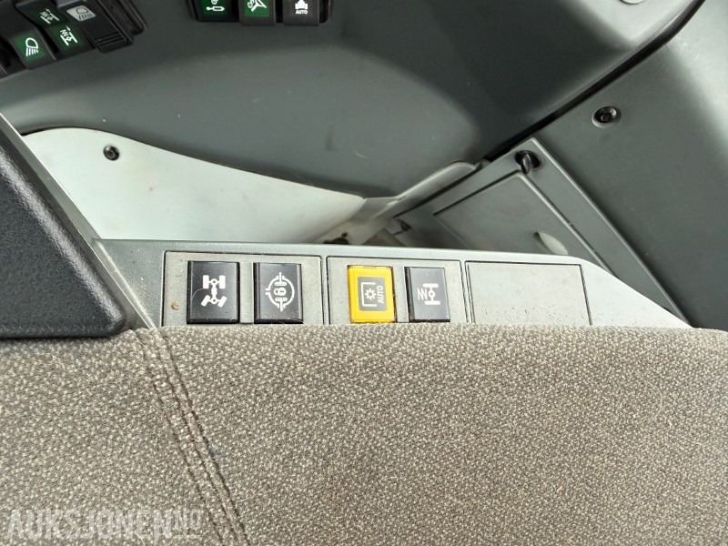 جرار 2023 Claas Arion 550, kun 759 timar - Quicke frontlaster (med vekt): صورة 27