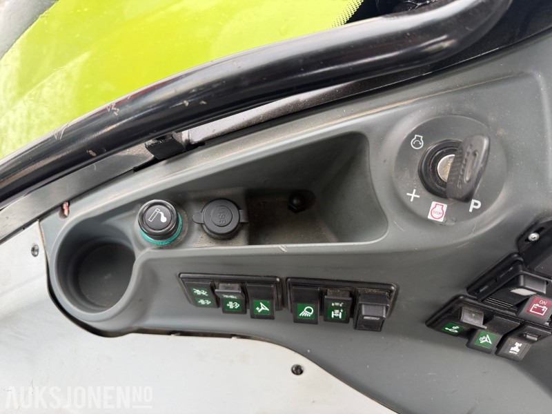 جرار 2023 Claas Arion 550, kun 759 timar - Quicke frontlaster (med vekt): صورة 26