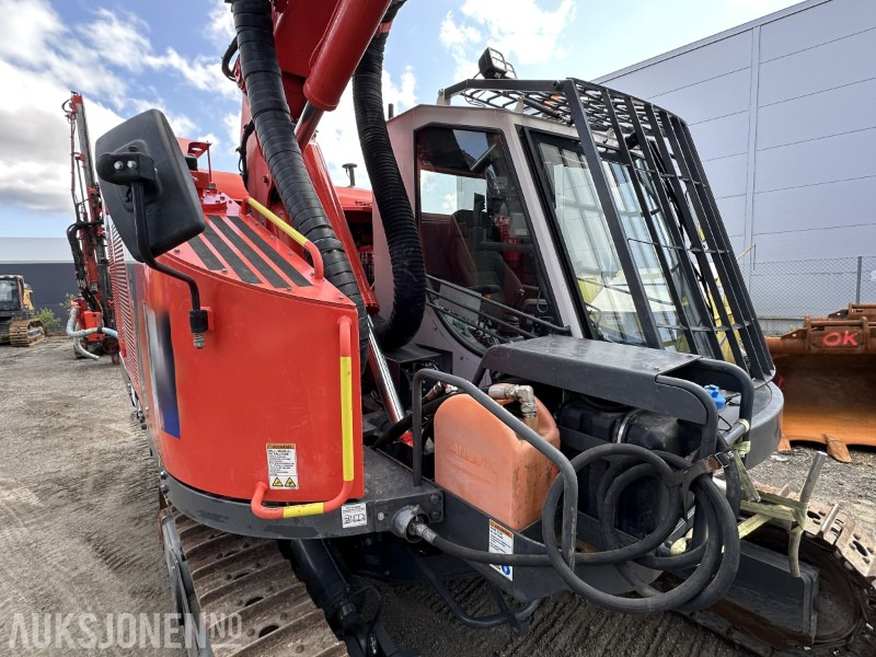 برج الحفر 2023 Sandvik Ranger DX800 (2023) – Med GPS L5 Carlson DrillGrade: صورة 14