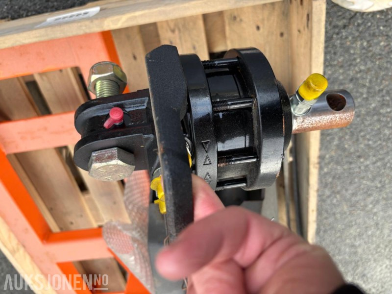 2023 Tømmerklo til traktor LG200. TRIMA/SMS feste - الآلات الزراعية: صورة 5 2023 Tømmerklo til traktor LG200. TRIMA/SMS feste - الآلات الزراعية: صورة 5