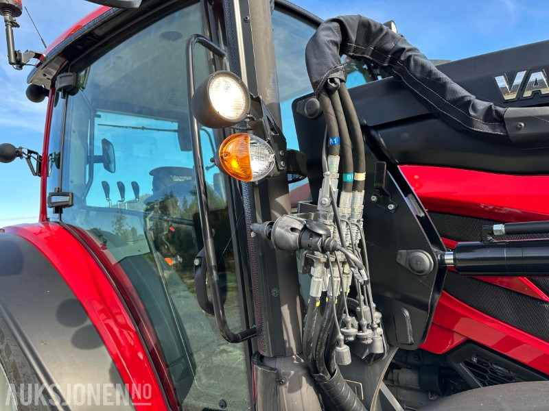 2023 Valtra A95 - Mye utstyr, lite brukt 2023 Valtra A95 - Mye utstyr, lite brukt: صورة 12