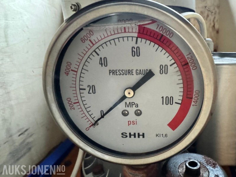 2024 Mobil boltpresse med hydraulikkaggregat - 70 tonns kapasitet - 220V med div. verktøy - Ubrukt - ملحق - آلات البناء: صورة 4 2024 Mobil boltpresse med hydraulikkaggregat - 70 tonns kapasitet - 220V med div. verktøy - Ubrukt - ملحق - آلات البناء: صورة 4