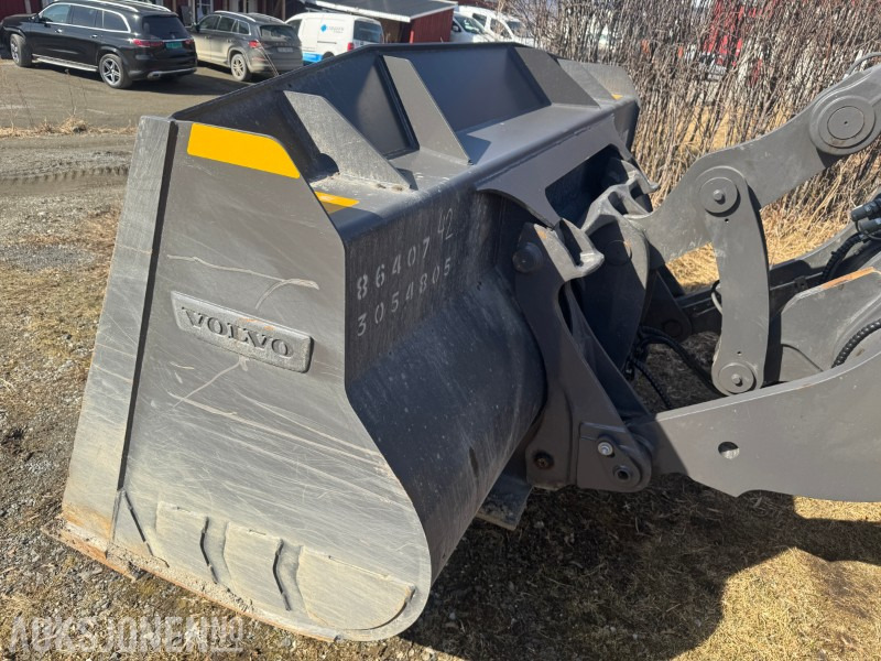 2024 Volvo L70H2 HJULLASTER MED SKUFFE, SETRALSMØRING, VEKT +++KUN 400 TIMER - اللودر بعجل: صورة 4 2024 Volvo L70H2 HJULLASTER MED SKUFFE, SETRALSMØRING, VEKT +++KUN 400 TIMER - اللودر بعجل: صورة 4