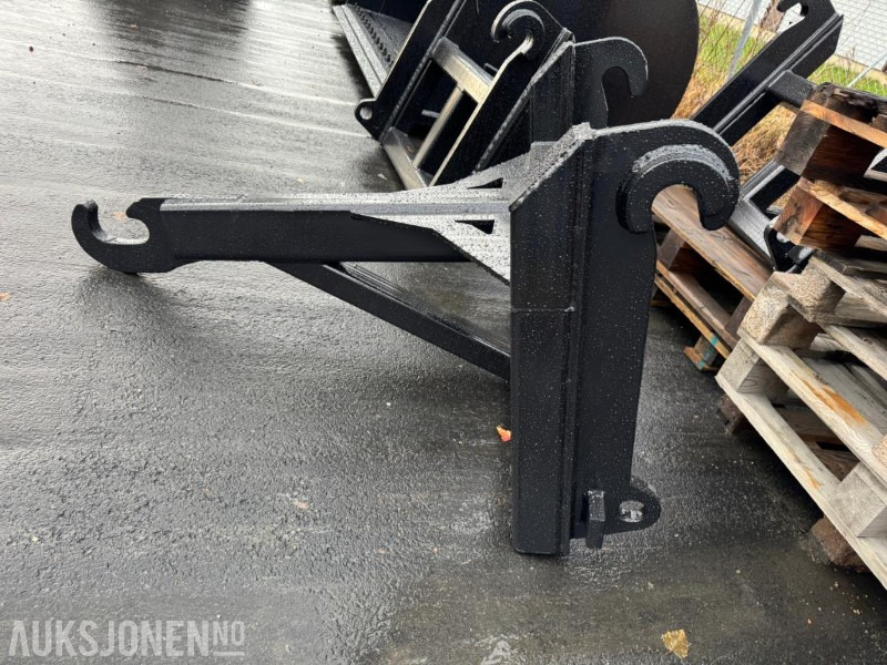 225 Gaffel for flytting av krokcontainere med BM feste - ملحق - آلات البناء: صورة 2 225 Gaffel for flytting av krokcontainere med BM feste - ملحق - آلات البناء: صورة 2