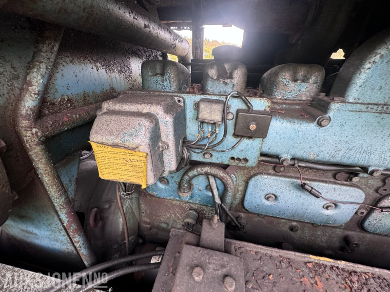 معدات البناء AVA Kmpressor - Volvo Penta motor TD 120 A - 17 m3 - På krokramme: صورة 15